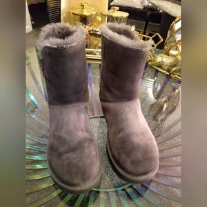 UGG Florence Gray Boots Size 10
